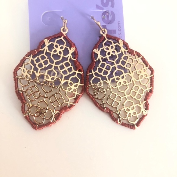 Claire's Gold 2" Filigree Thread Drop Earrings Red - Picture 2 of 4
